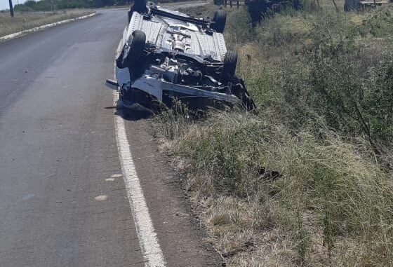 Estouro De Pneu Provoca Capotamento E Deixa Motorista Ferida Na 377