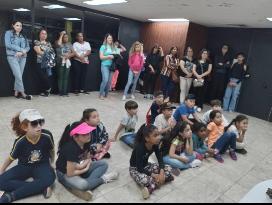 Alunos Do Lions Clube Aprendem Sobre Arqueologia E Ci Ncia Em Visita