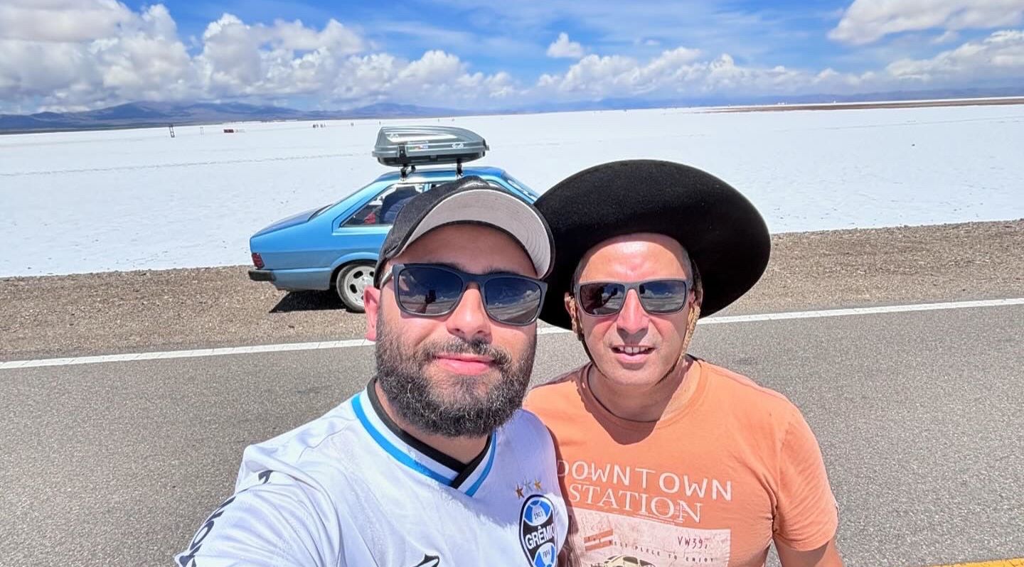 Pai E Filho De Alegrete Viajam Pela Am Rica Latina A Bordo De Um