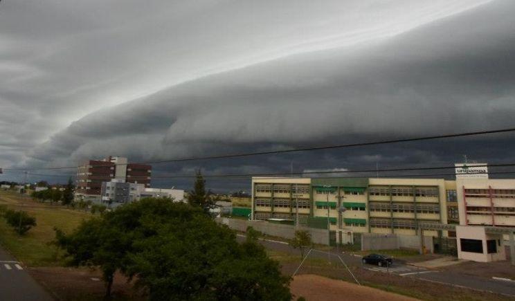 Defesa Civil Alerta Para Risco De Tempestade Em Alegrete E Região