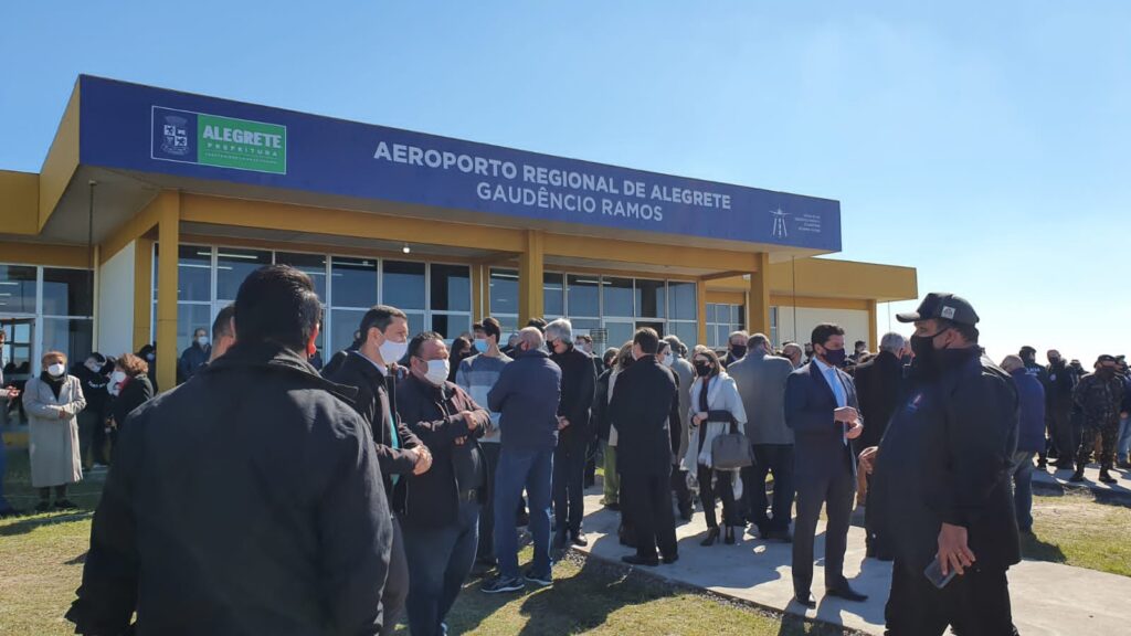 Voo inaugural aeroporto Gaudêncio Ramos
