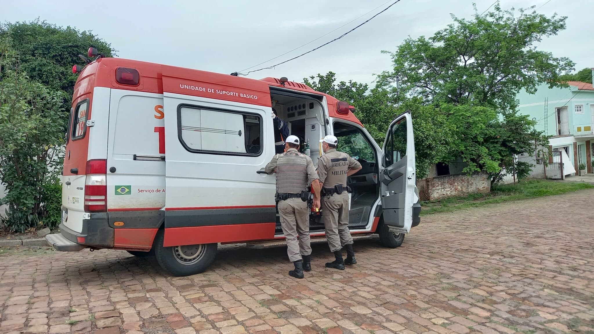 Garota de programa é encontrada ferida e desacordada em via pública